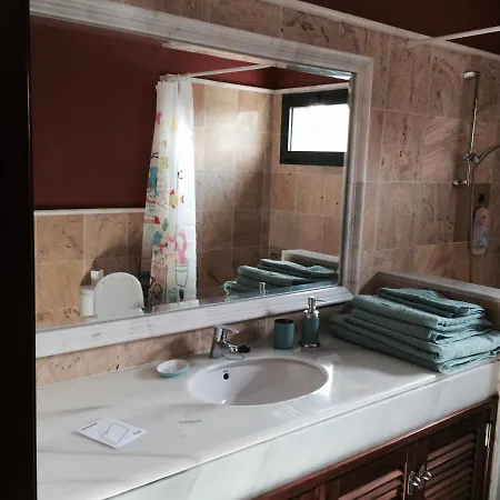 Luxury 3bed With Heated Private Pool, Full Sky And Free Wifi Villa *